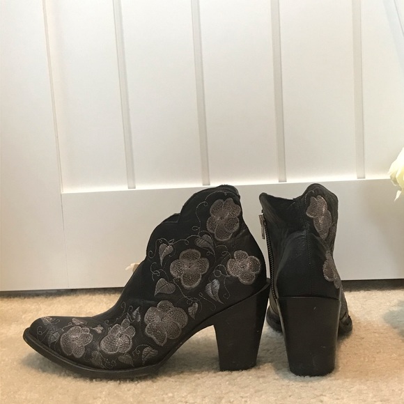 Old Gringo Women’s Western Leather Pansy Shoe - Picture 3 of 8